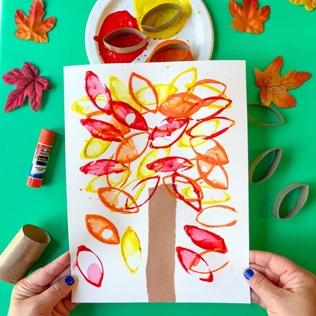 Fall Tree Art For Preschoolers With A Paper Towel Tube Friends Art Lab